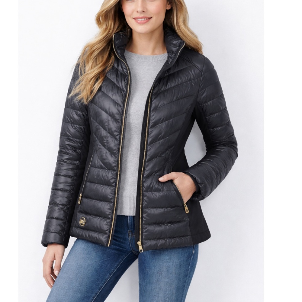 Michael Kora Down Jacket in Charcoal Black
